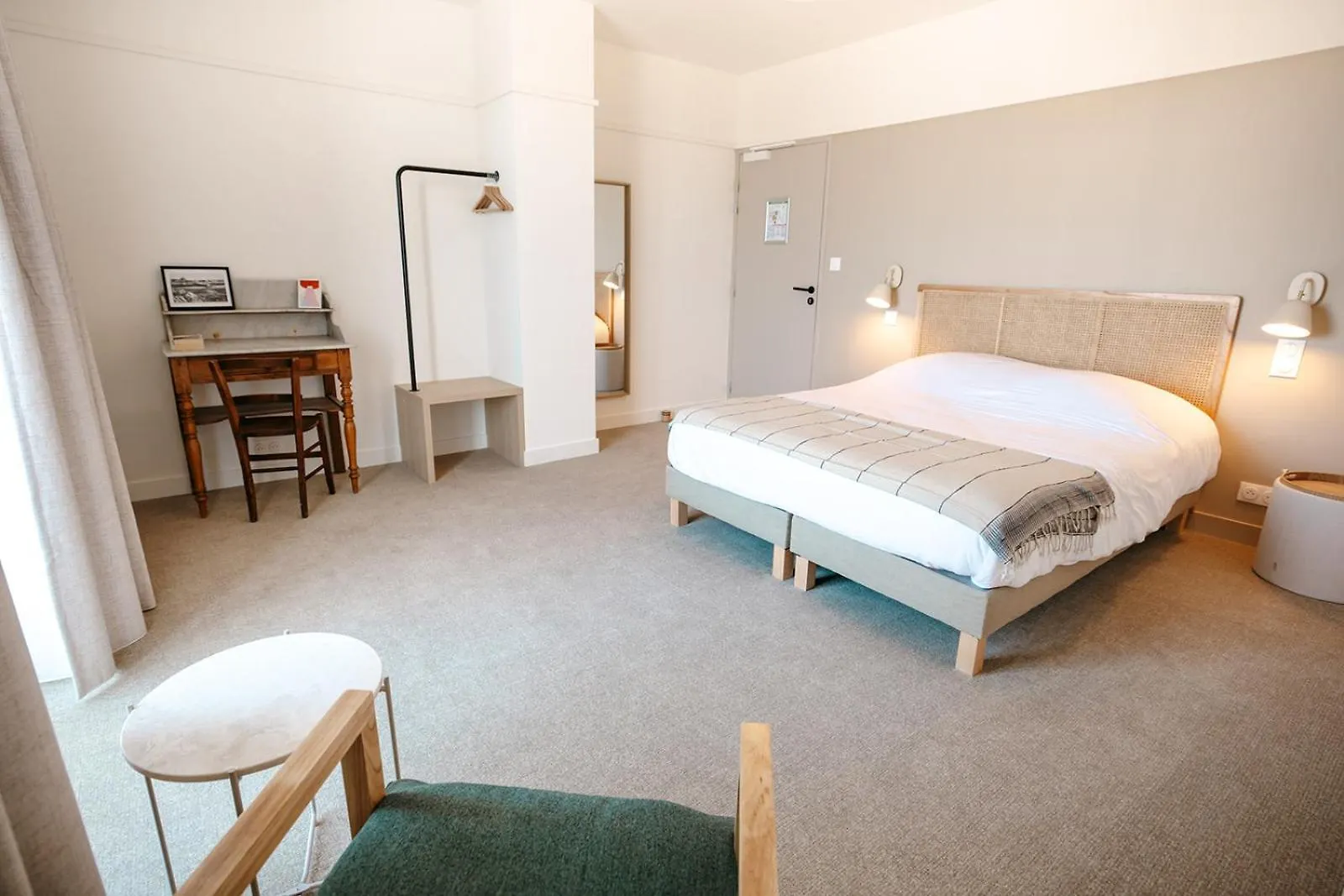 Dek Hotel Landunvez 3*,  France