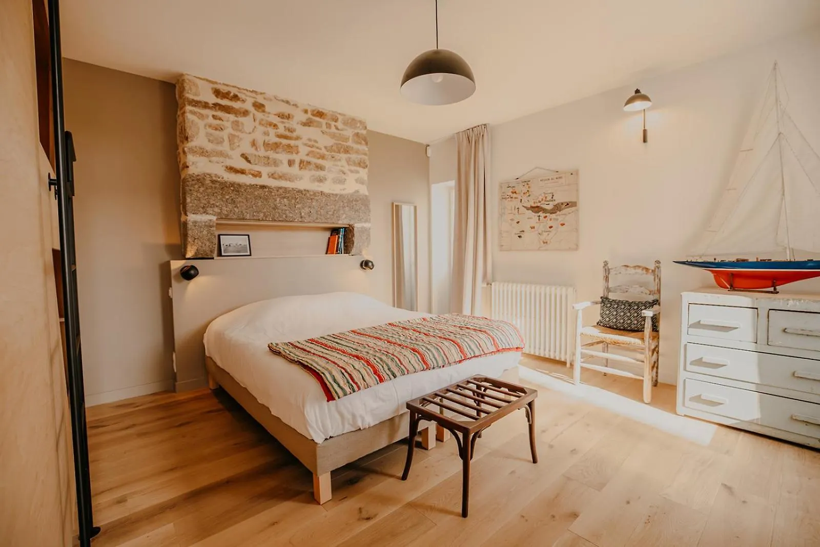 Dek Hotel Landunvez France